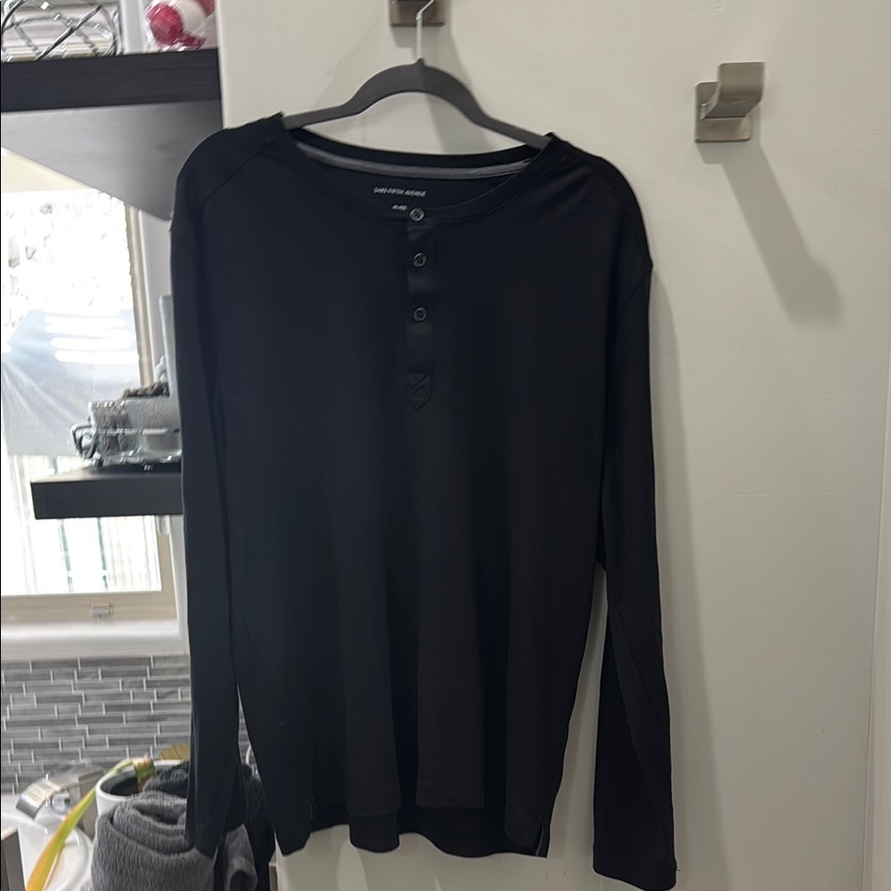 Saks Fifth Avenue Black Long Sleeve Tee
